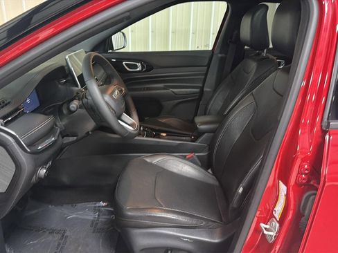 Used 2023 Jeep Compass High Altitude image 13