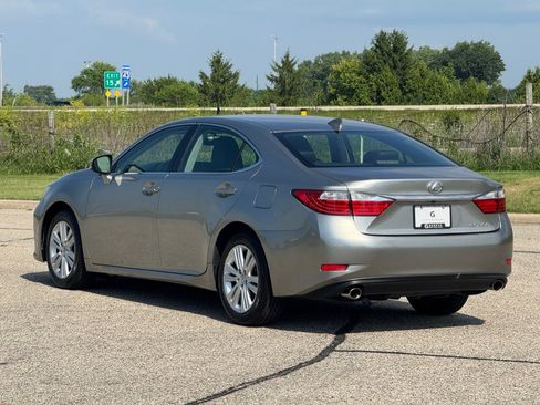 Used 2015 Lexus ES 350 w/ Premium Package FWD image 5
