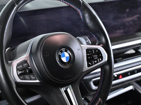 Used 2023 BMW X7 M60i w/ Executive Package AWD/4WD image 11