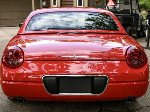 Used 2002 Ford Thunderbird RWD image 7