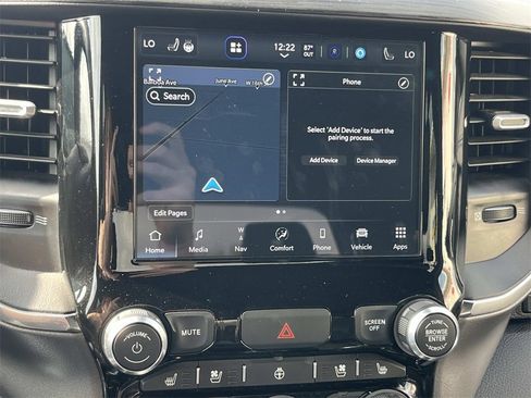 Used 2024 RAM 1500 Laramie image 13