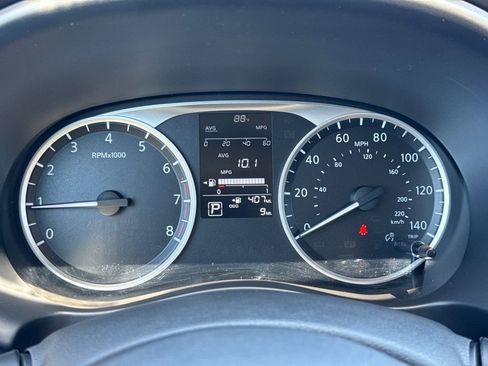 New 2025 Nissan Kicks Play S FWD image 19