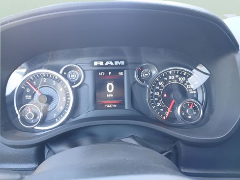 Used 2023 RAM 1500 Big Horn AWD/4WD image 16