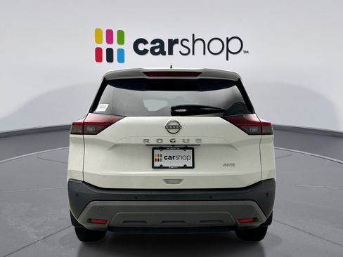 Used 2023 Nissan Rogue S AWD/4WD image 4