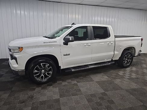 Used 2022 Chevrolet Silverado 1500 LT RWD image 6