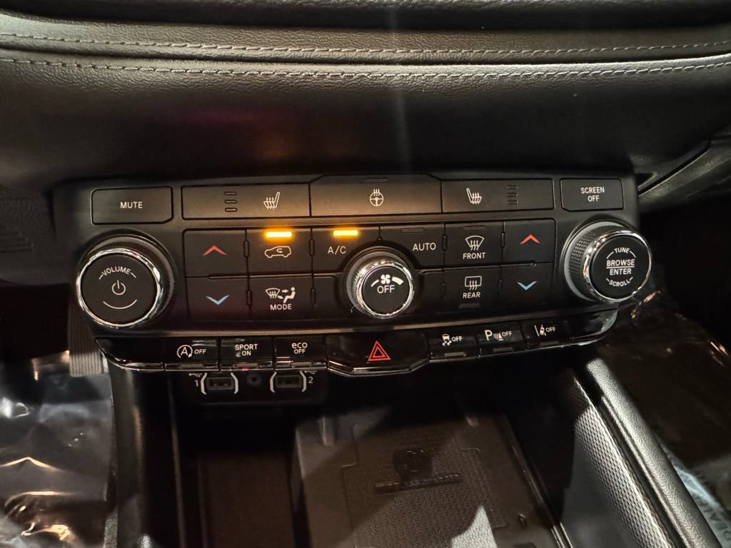 Used 2022 Dodge Durango GT AWD/4WD image 22