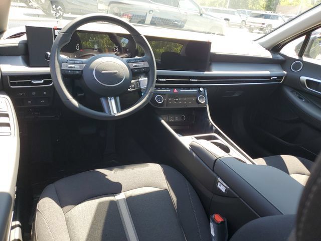 New 2026 Hyundai Sonata SEL FWD image 10