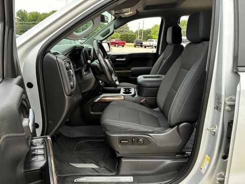 Used 2019 Chevrolet Silverado 1500 RST w/ All-Star Edition AWD/4WD image 12