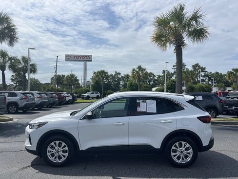 Used 2024 Ford Escape Active AWD/4WD image 7