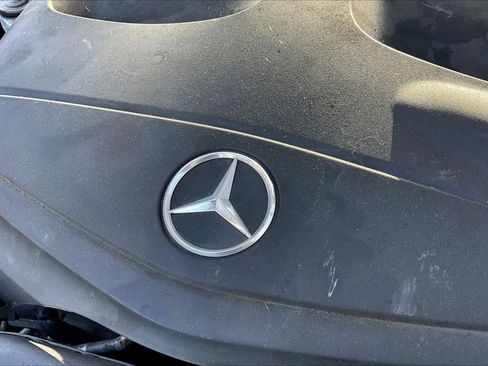 Used 2015 Mercedes-Benz GLA 250 4MATIC image 32