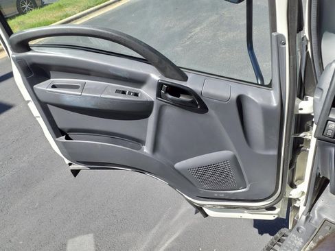 New 2024 Chevrolet Low Cab Forward image 20