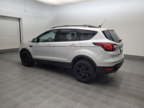 Used 2019 Ford Escape SE FWD image 3