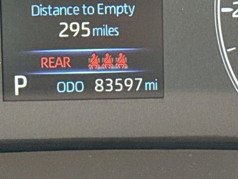 Used 2023 Toyota Corolla LE image 28