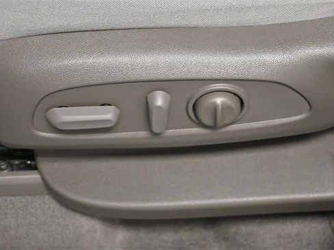 Used 2020 Chevrolet Traverse LT w/ LPO, Floor Liner Package image 11