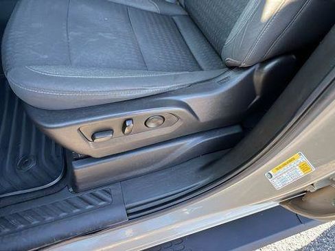 Used 2022 Chevrolet Silverado 1500 Custom Trail Boss image 14