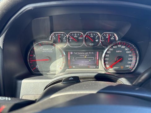 Used 2016 GMC Sierra 2500 SLT w/ Duramax Plus Package image 32