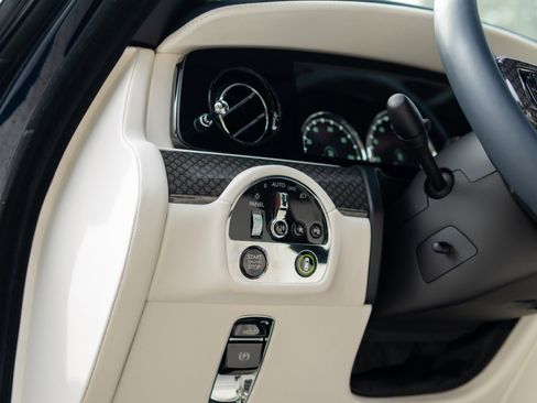 Used 2023 Rolls-Royce Ghost Black Badge w/ Black Badge Ghost Package image 31