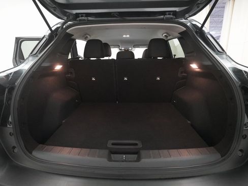 Certified 2025 Nissan Kicks SV image 10