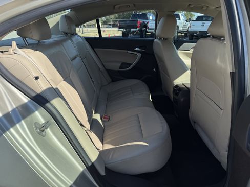 Used 2016 Buick Regal FWD image 29