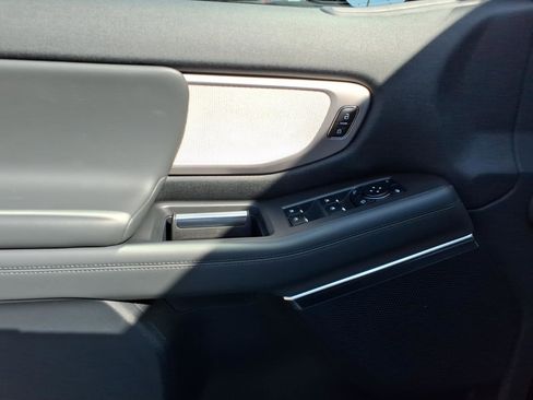 New 2026 Ford Expedition Active RWD image 11