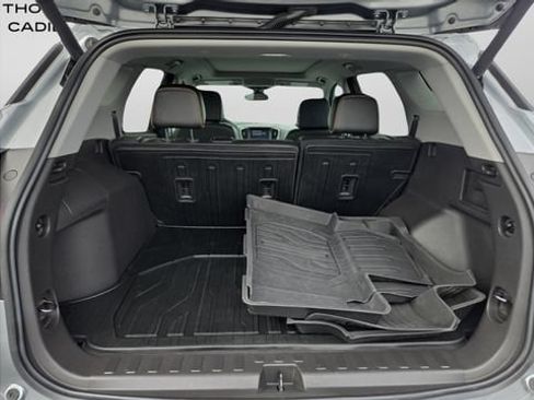 Used 2024 GMC Terrain AT4 w/ LPO, Floor Liner Package AWD/4WD image 32