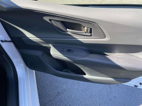 Used 2025 Toyota Prius LE image 46