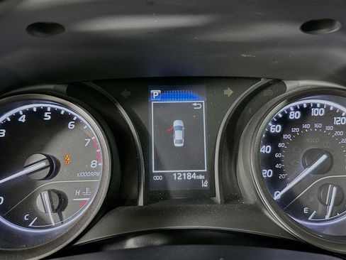 Used 2023 Toyota Camry SE image 19