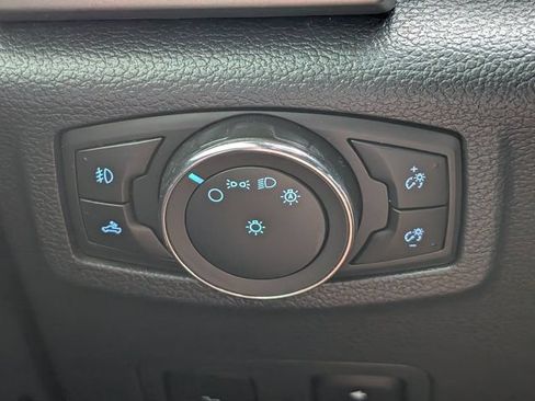 Used 2022 Ford F250 Lariat w/ Lariat Ultimate Package AWD/4WD image 26