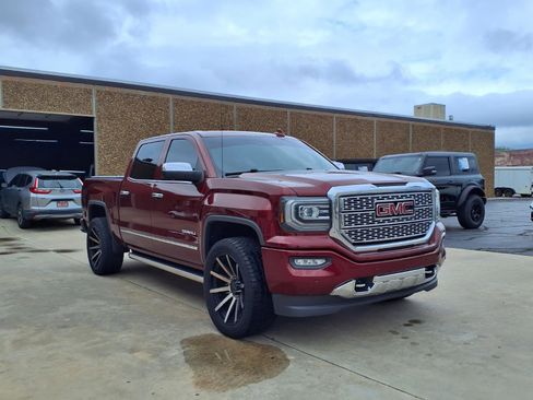 Used 2016 GMC Sierra 1500 Denali w/ Denali Ultimate Package AWD/4WD image 14