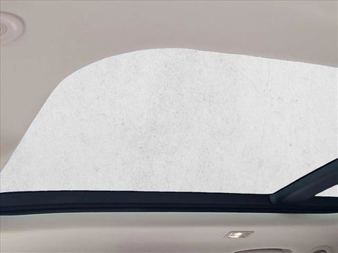 Used 2024 Land Rover Defender 130 S image 16