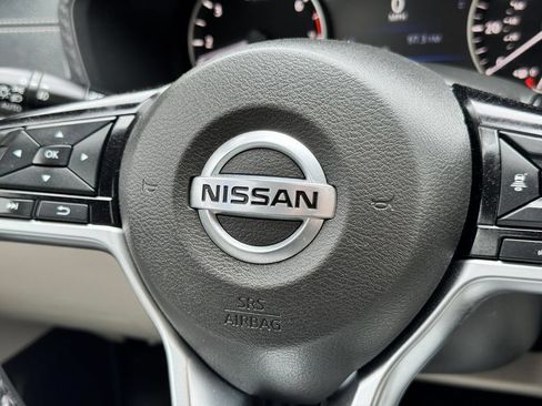 Used 2019 Nissan Altima 2.5 SV FWD image 30