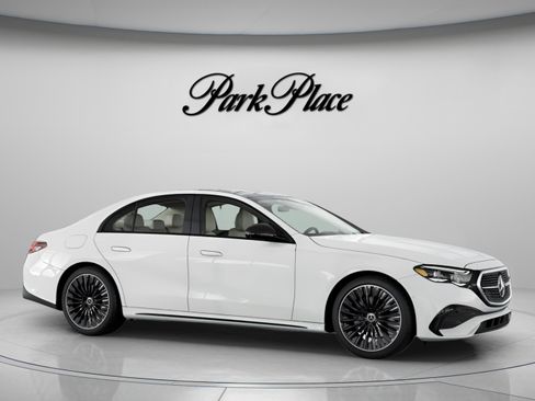 Used 2026 Mercedes-Benz E 350 Sedan image 30