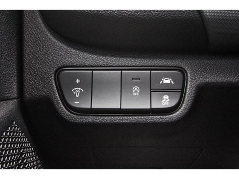 Used 2023 Kia Seltos LX image 21