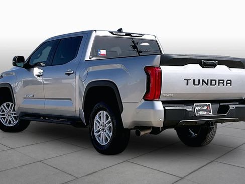 Used 2025 Toyota Tundra SR5 w/ SR5 Premium Package AWD/4WD image 12
