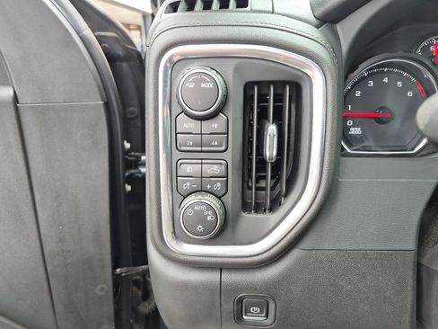 Used 2021 Chevrolet Silverado 1500 LT Trail Boss w/ Convenience Package II AWD/4WD image 23