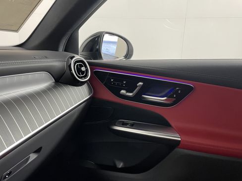 New 2026 Mercedes-Benz GLC 43 AMG 4MATIC image 12