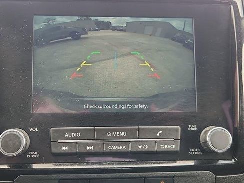 Used 2023 Nissan Frontier SV RWD image 14