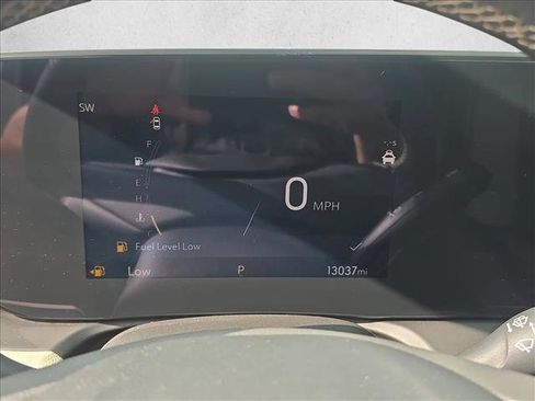 Used 2024 Buick Encore GX Avenir w/ Avenir Technology Package image 10