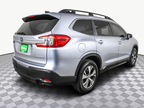 Used 2023 Subaru Ascent Premium w/ Convenience Package image 8