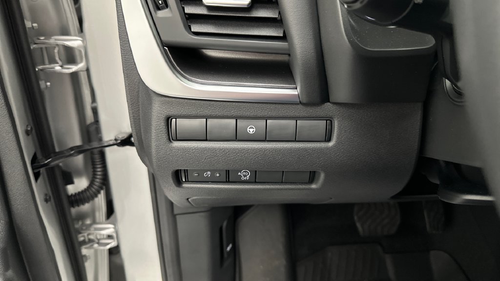Certified 2023 Nissan Rogue SV AWD/4WD image 22