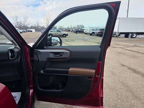 New 2025 Ford Bronco Sport Outer Banks w/ Outer Banks Tech Package+ image 36