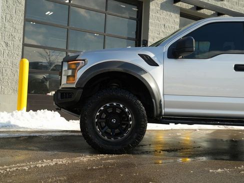 Used 2018 Ford F150 Raptor image 23