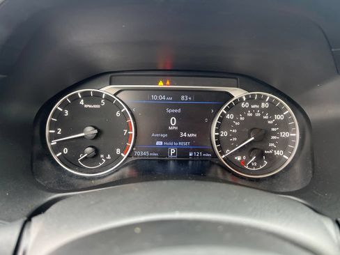 Used 2024 Nissan Altima 2.5 SV FWD image 7