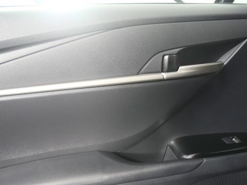 Used 2026 Toyota Camry SE w/ Multimedia Upgrade Package FWD image 13