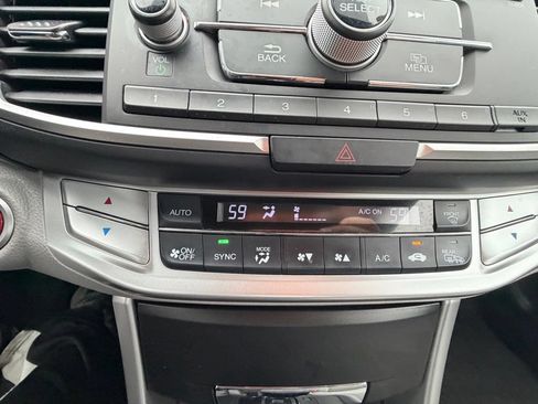 Used 2015 Honda Accord EX image 10