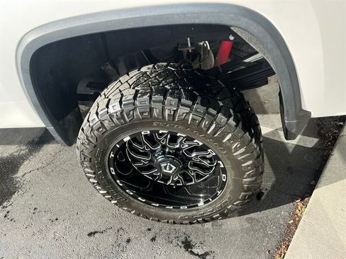 Used 2020 Chevrolet Silverado 3500 High Country w/ Z71 Off-Road Package image 17