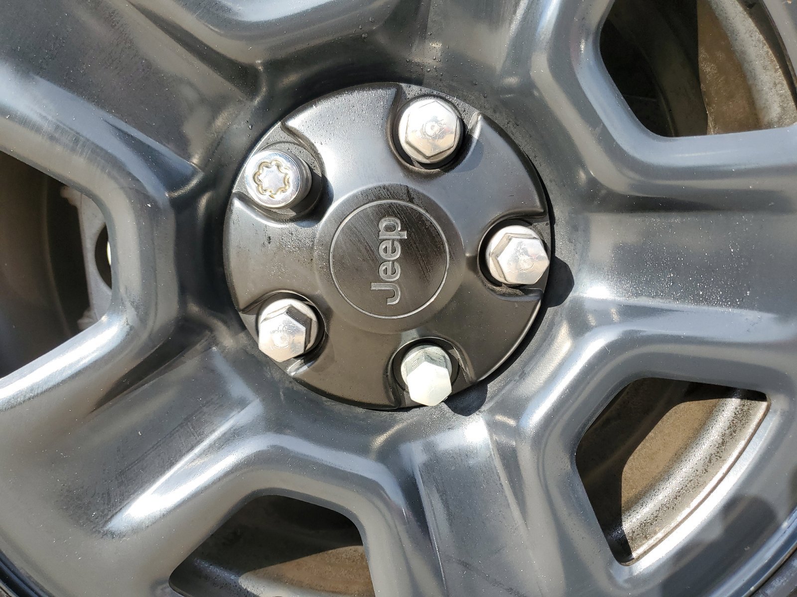 Used 2020 Jeep Wrangler Sport AWD/4WD image 10