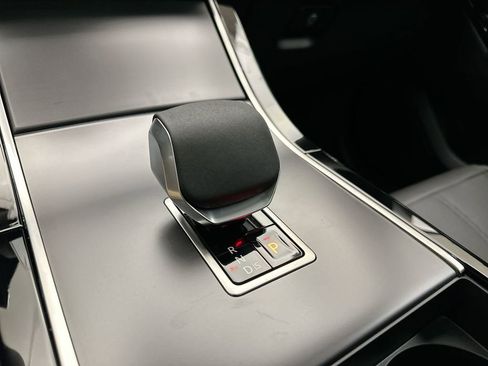 Certified 2026 Land Rover Range Rover Velar S AWD/4WD image 11