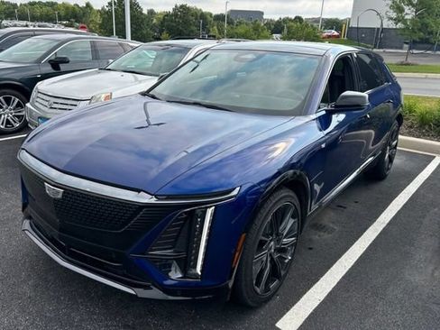 Certified 2024 Cadillac Lyriq Sport AWD/4WD image 1