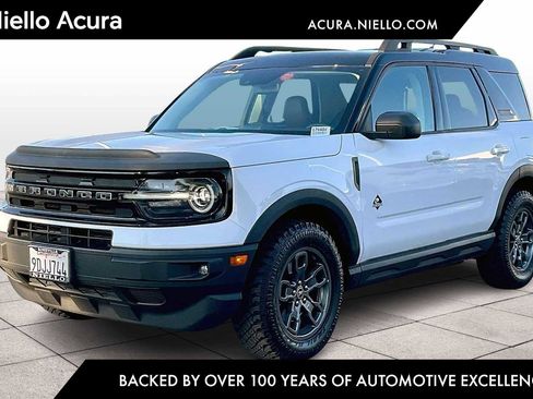 Used 2022 Ford Bronco Sport Outer Banks w/ Tech Package image 1